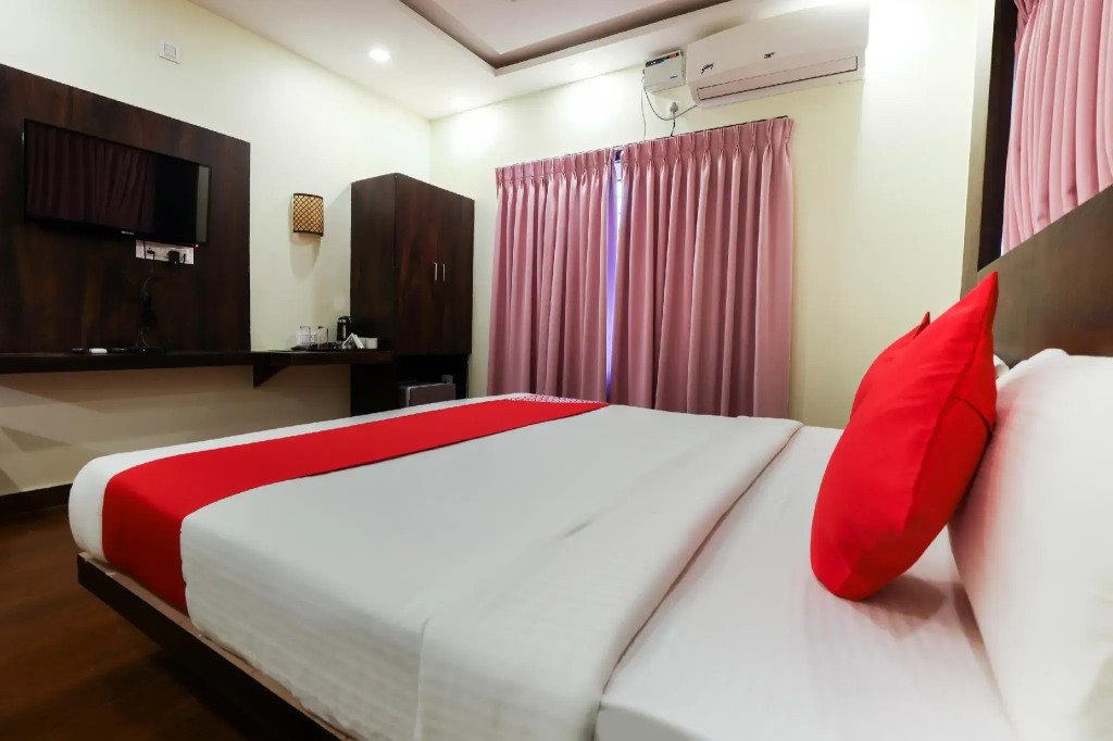 FabHotel Royal Wood Premier -Nr Domlur