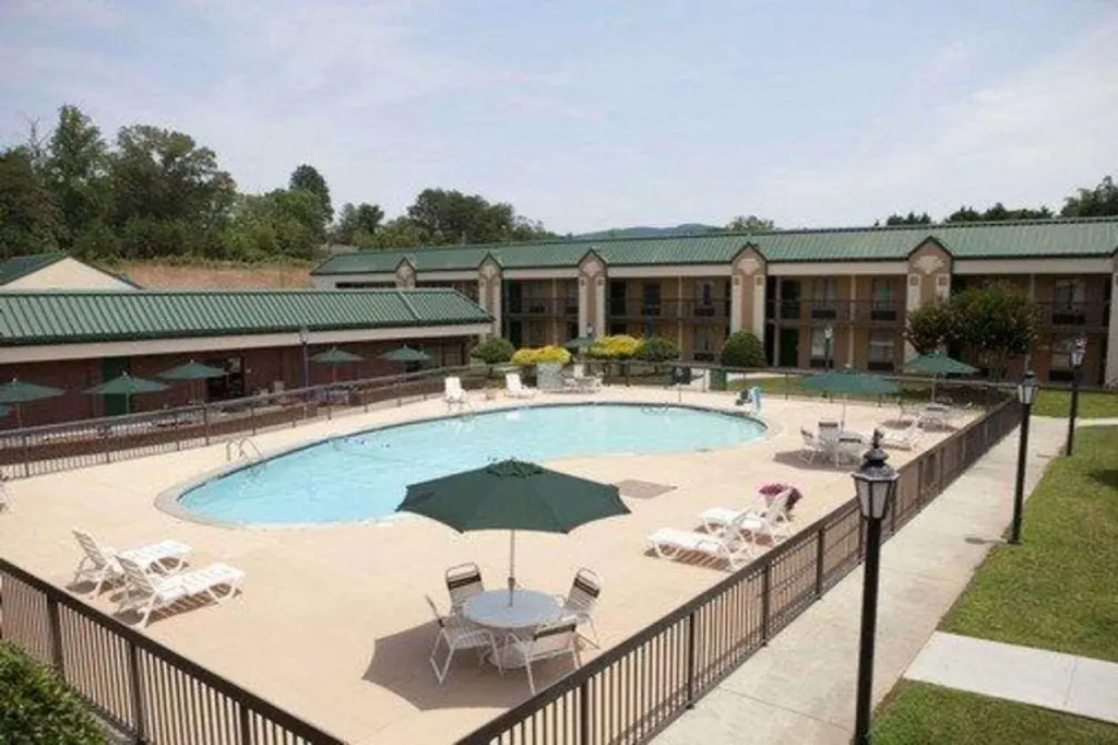 Quality Inn Morganton Southeast