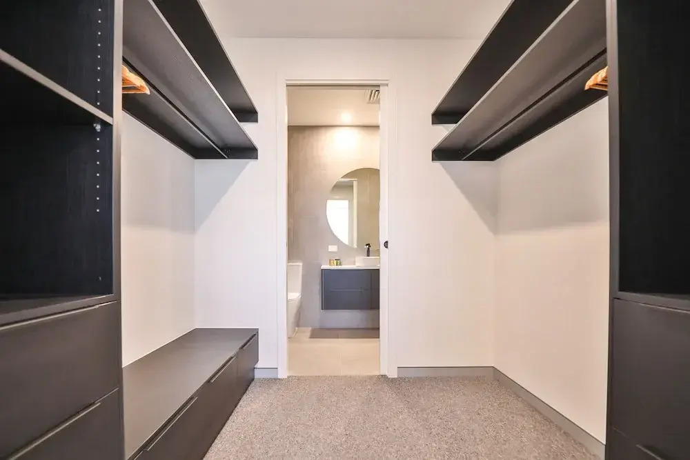 Indulge Apartments - City View Penthouses
