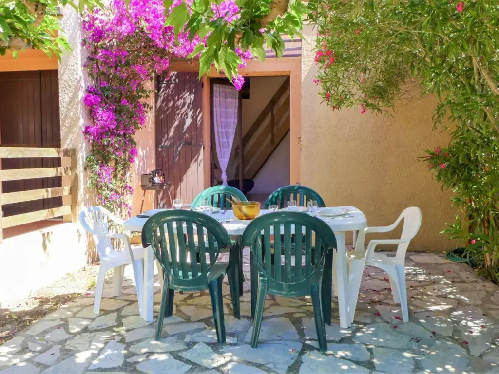 Holiday Home Les Romarines-6 by Interhome