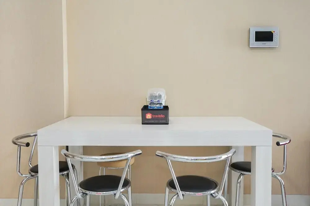 Cozy 2BR Apartment at The Mansion Kemayoran