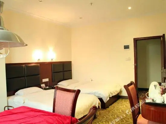 Huaxuan Hotel