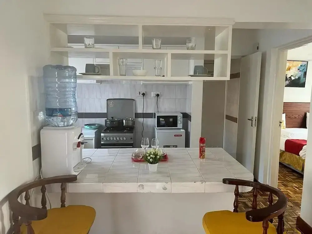 Lux Suites Lantana Executive Apartments