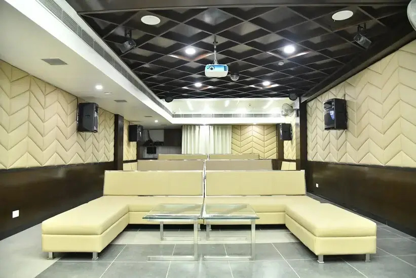hotel neelkamal