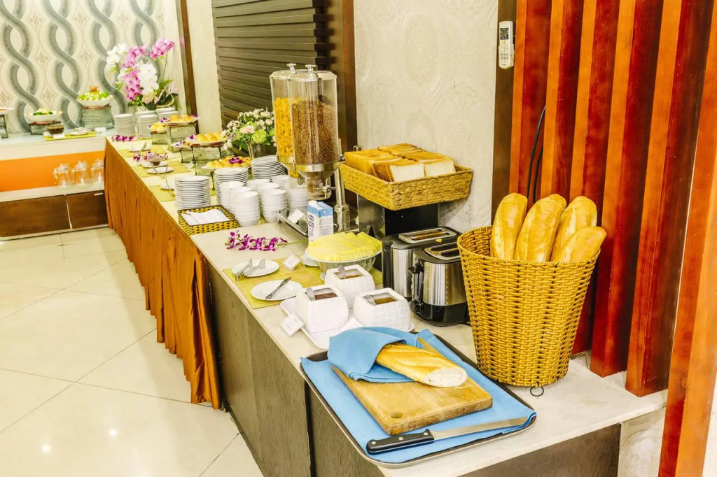 Viet Lotus Saigon Hotel