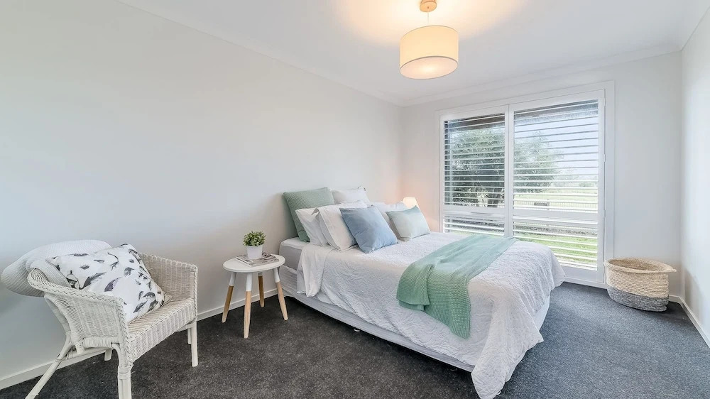 7 Graydens with views in Ventnor