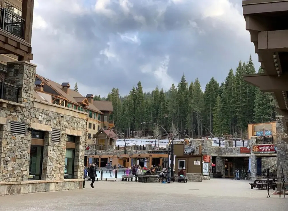 Flurry by Avantstay Tahoe Donner Home w/ Access to Northstar Resort Community