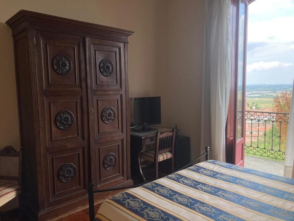 Hotel Villa Conte Riccardi