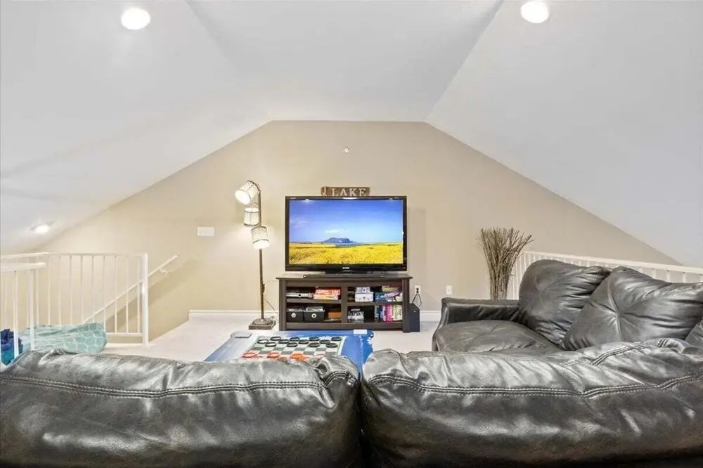 Family-friendly, Fishing, & Fun w/ 2 Pools, Views, Boat Slip & Launch
