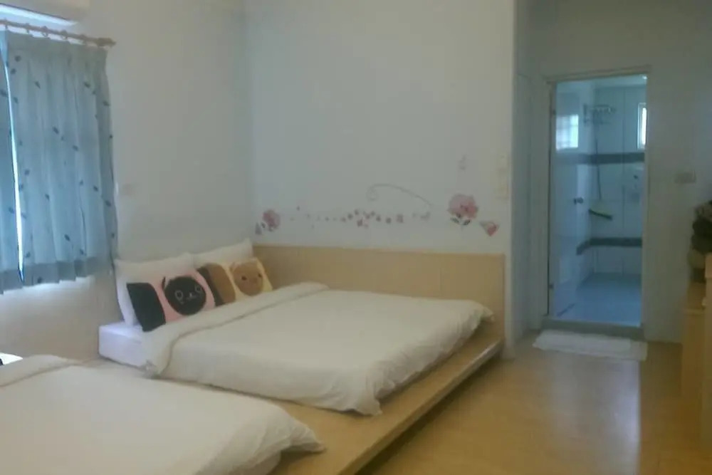 Long-Ko B & B