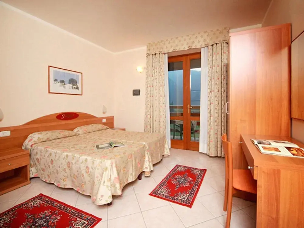 Lake-view Holiday Home in Tremosine for Couples With 2 Pools