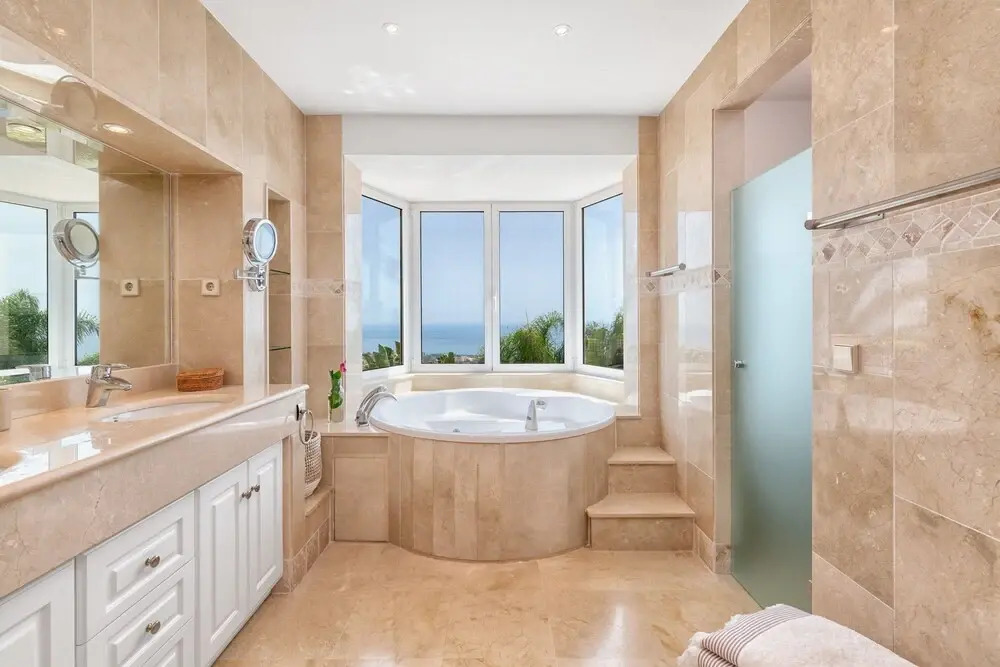 Solaga Villa Los Monteros