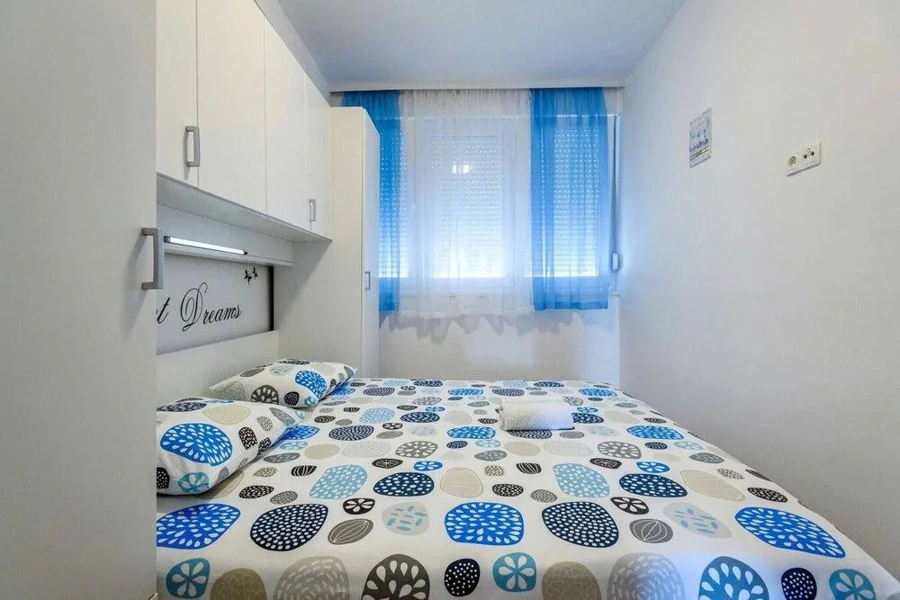 Sea view apartment Zara Luminosa