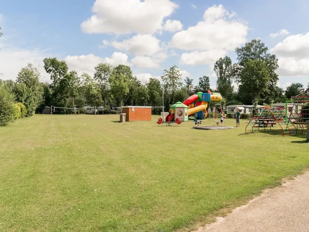 Chalet in Reutum by Almelo Nordhorn Canal