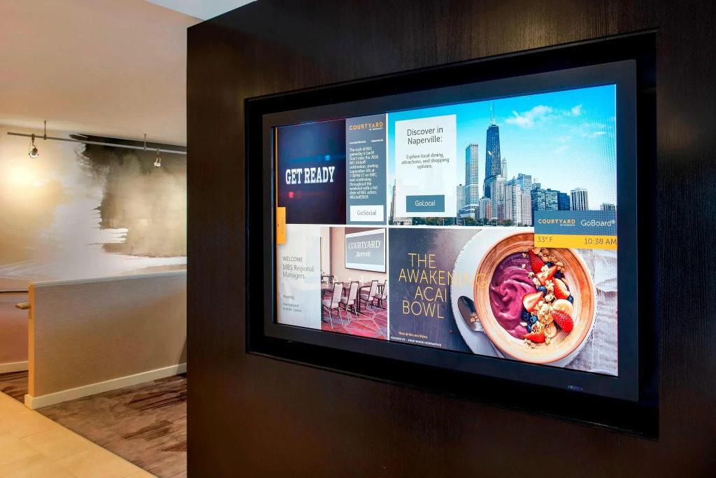 Courtyard by Marriott Chicago Naperville