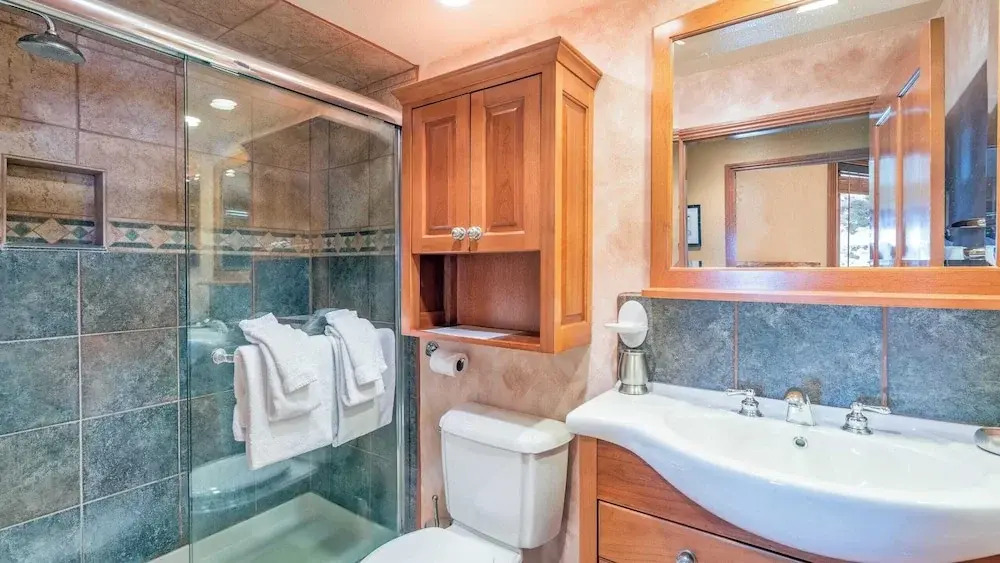 Etta Place Too 103 by Avantstay Close to Town & The Slopes! In Complex w/ Communal Pool & Hot Tub