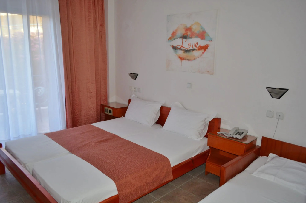 Victor-Eleni Hotel