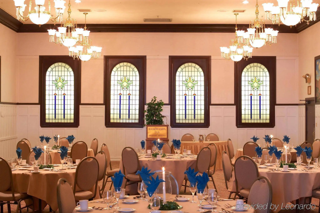 Hassayampa Inn