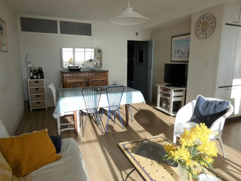 Appartement Saint-Jean-de-Monts, 3 pièces, 6 personnes - FR-1-323-85