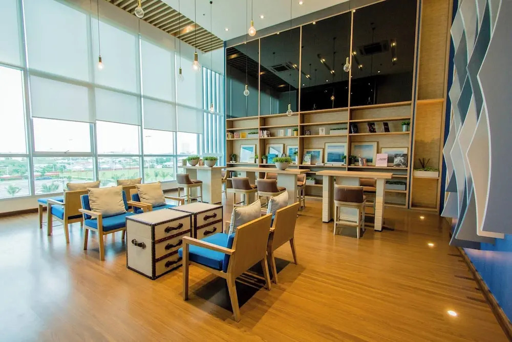 Hua Hin 2 Bedroom 2 Bathroom Sea View - 25th Floor