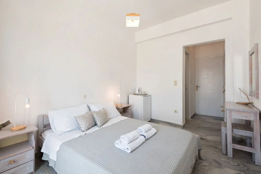 Vounali Rooms