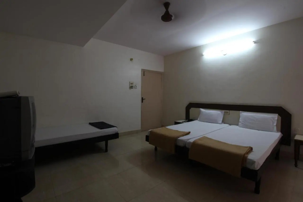 Hotel Maya Deluxe