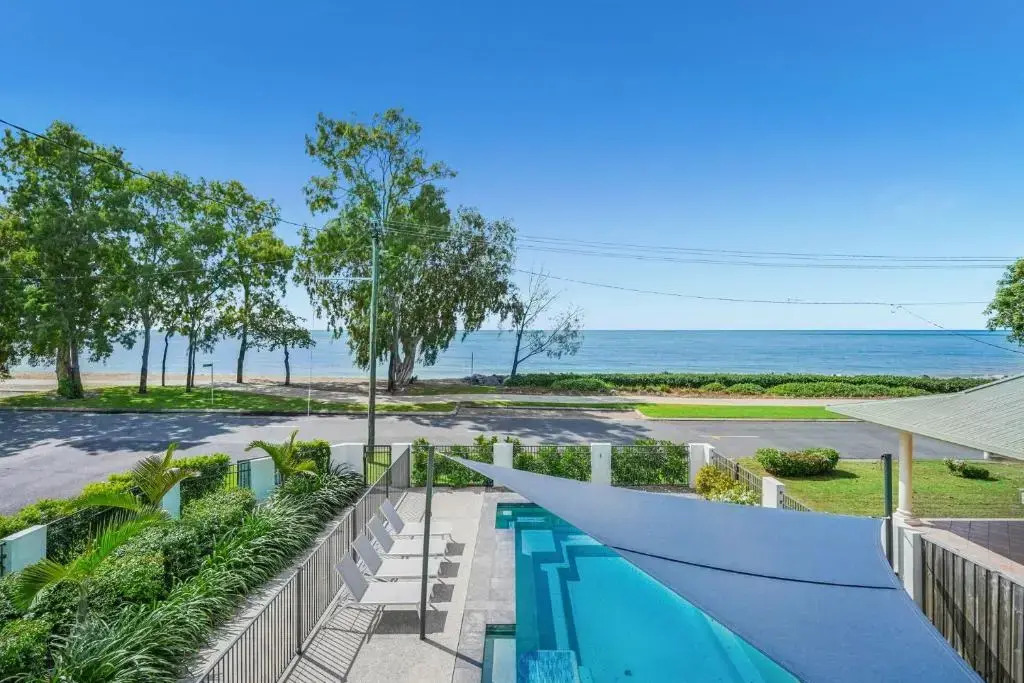 Belle Escapes Beachfront Luxury Home 53 Arlington Clifton Beach