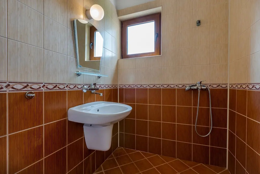 Classic Double or Twin Room in Dafinka Guest House