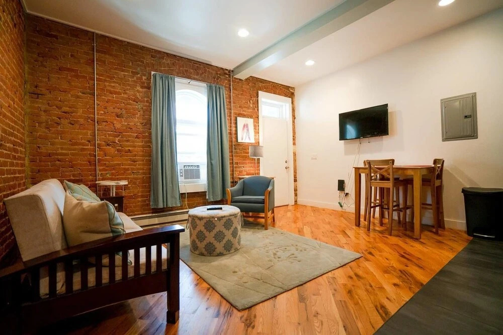 The Historical Baker Hideaway