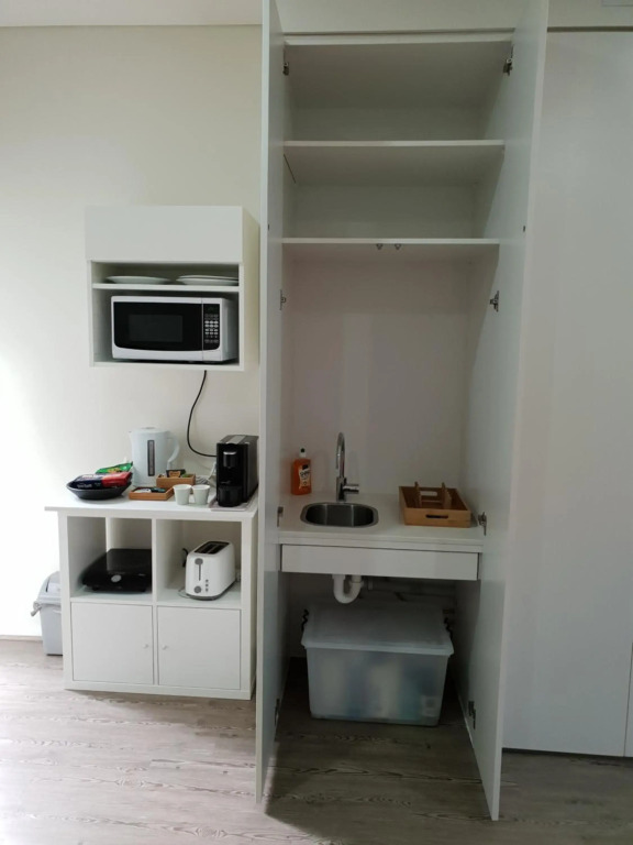 Bondi Lock-Down Retreat, The Cute Place To Put Up Your Feet