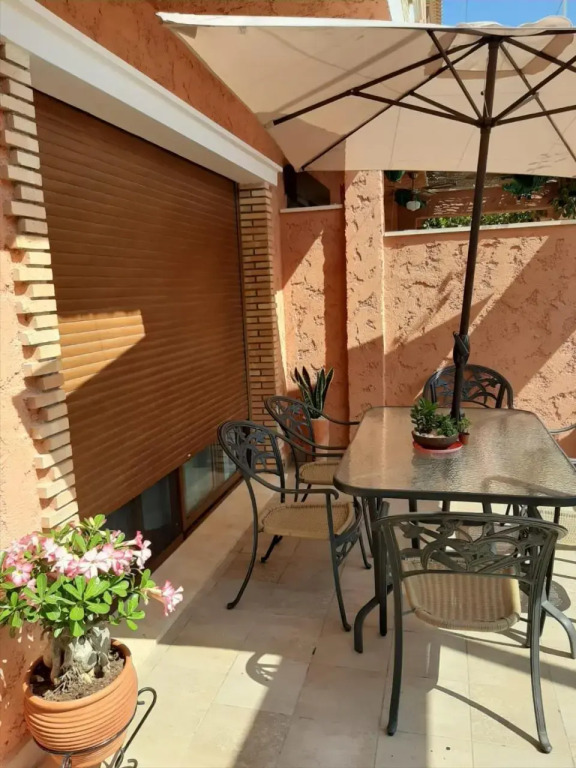 House Triplex Parra I