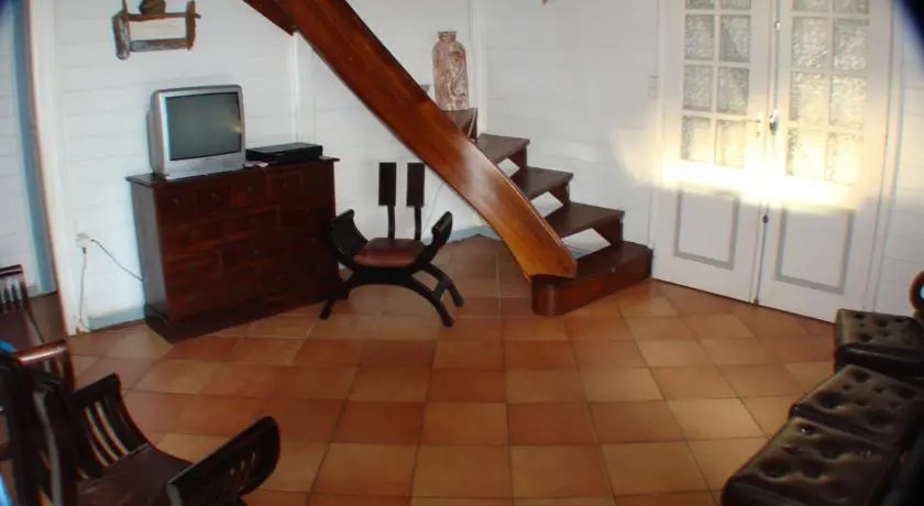 Villa Mahogany