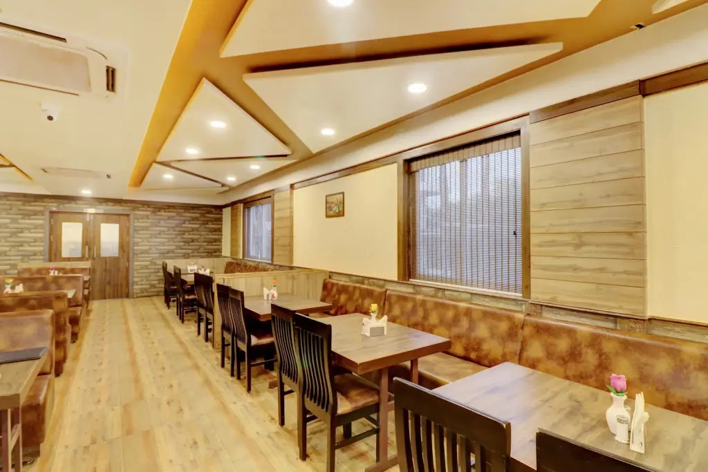 Hotel Sri Udupi Park by OYO Rooms