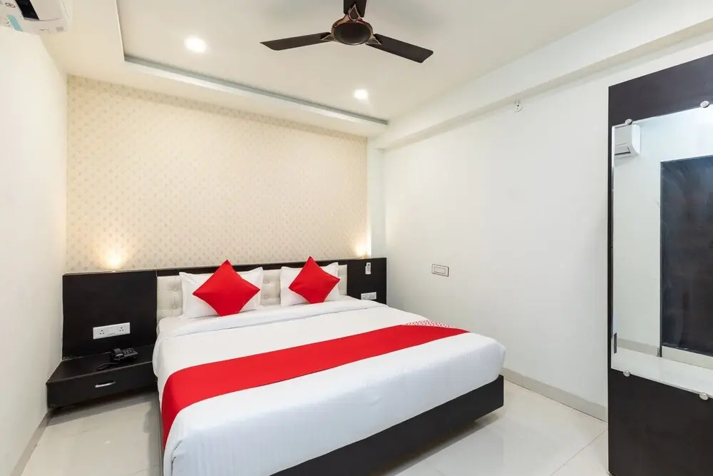 Oyo 42608 Hotel A5