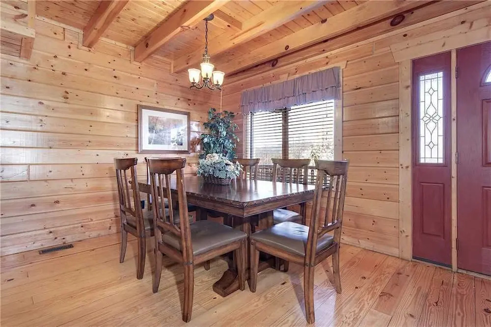 Marlenes Hideaway 3 - Three Bedroom Cabin