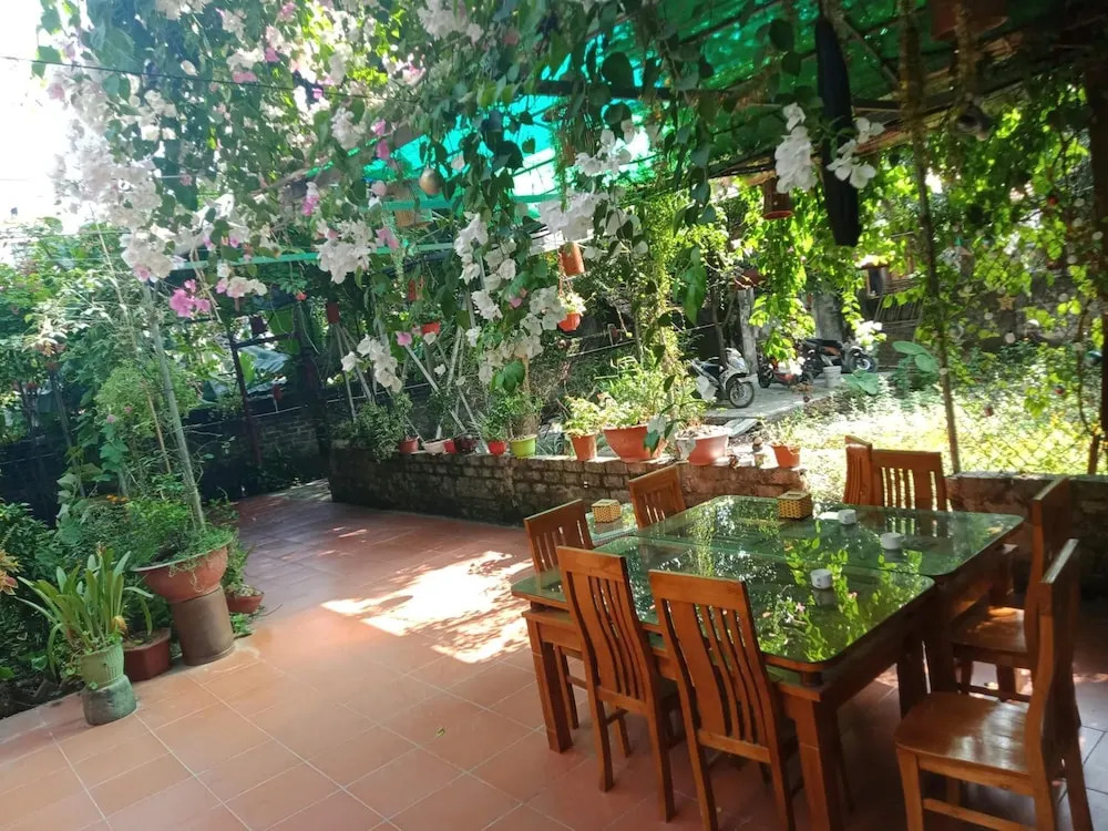 Phi Hungs Unique Homestay