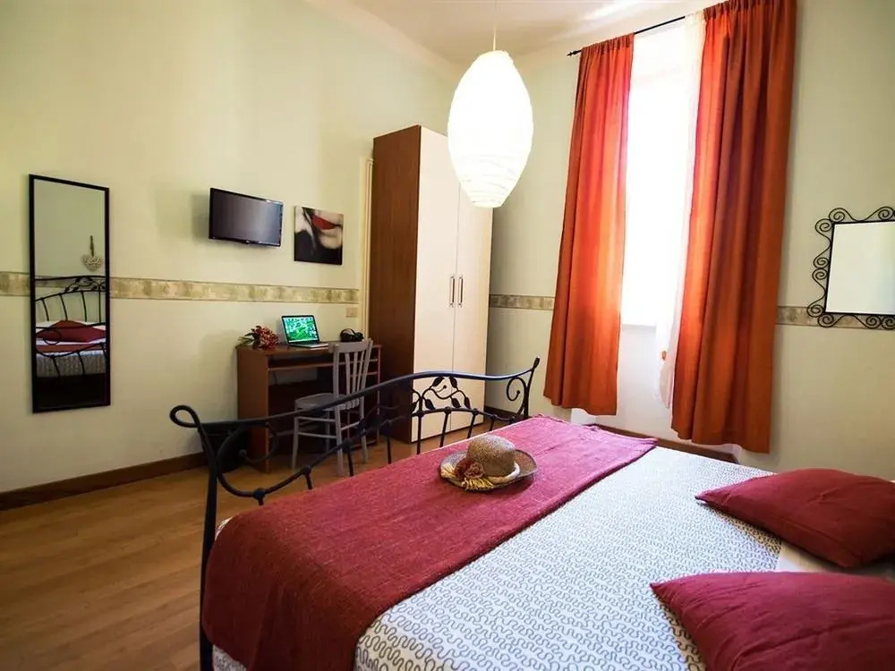 Sweet Life Guesthouse Hospety Group