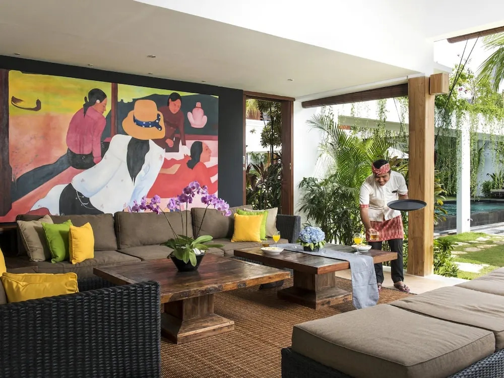 Villa Anam, 10 Bedrooms Private Villa in Seminyak