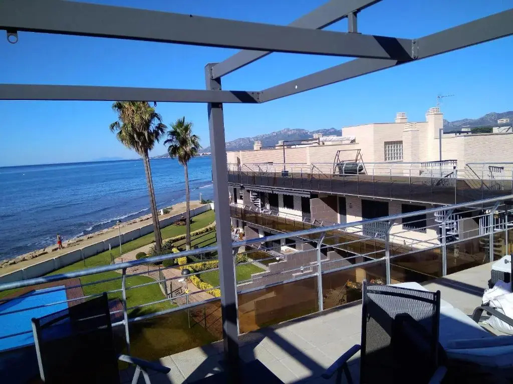 Apartment with 2 bedrooms in Mont roig Bahia with wonderful sea view shared pool enclosed garden 800 m from the beach