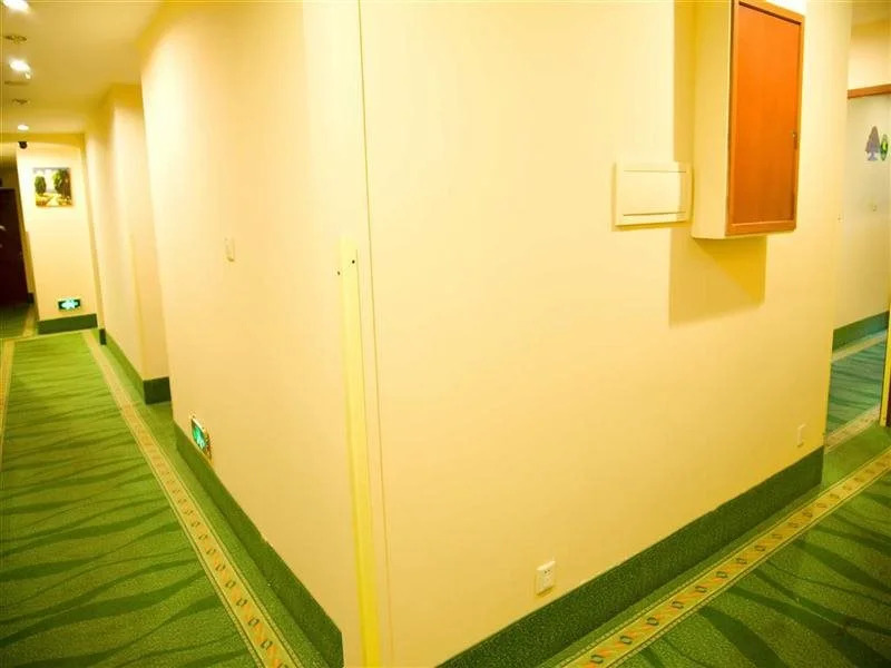 GreenTree Inn Shanghai Nanqiao Middle Renmin Road Express Hotel