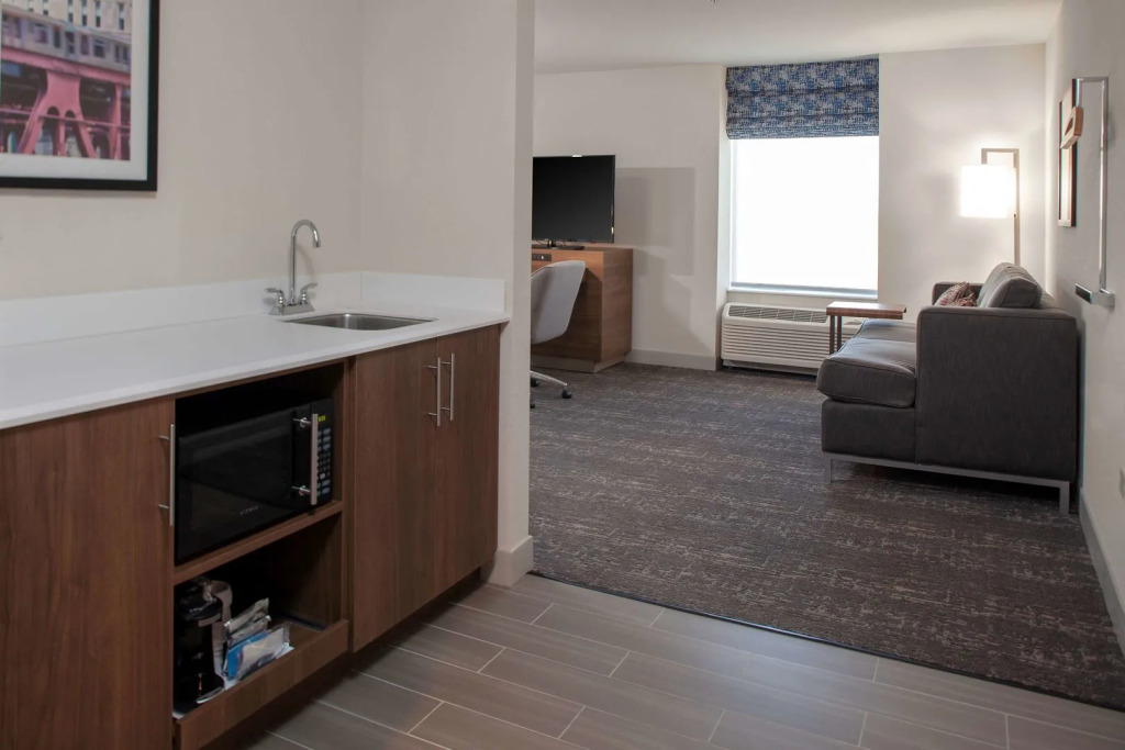 Hampton Inn & Suites Chicago-Burr Ridge