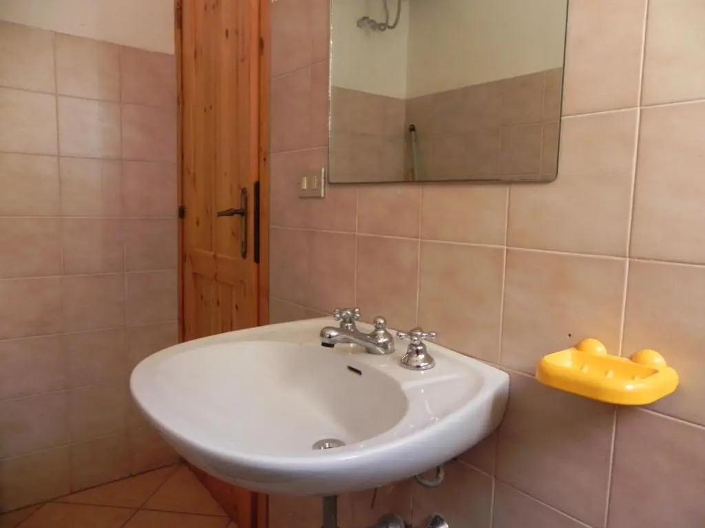 Villa a 800 metri dalla spiaggia di San Teodoro - amb01
