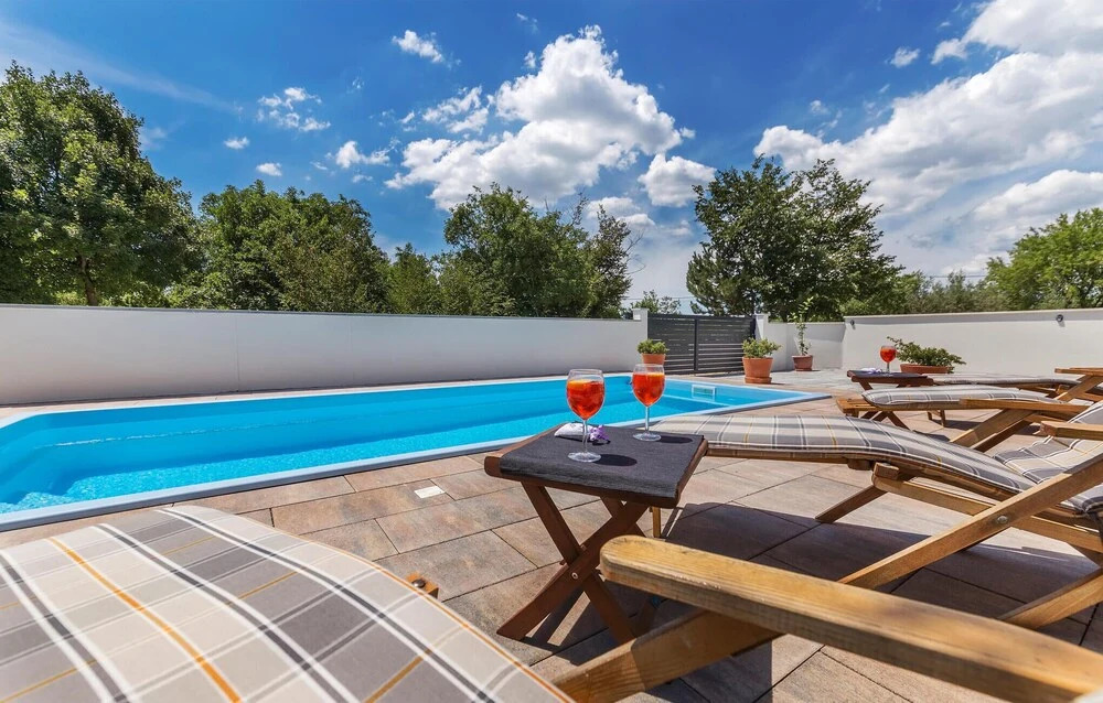 Stunning Home in Trget With Outdoor Swimming Pool, Wifi and 2 Bedrooms