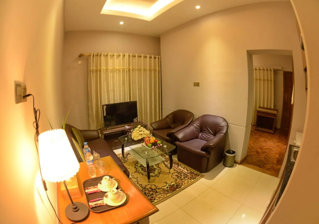 Shwe Taung Tan Hotel Lake View