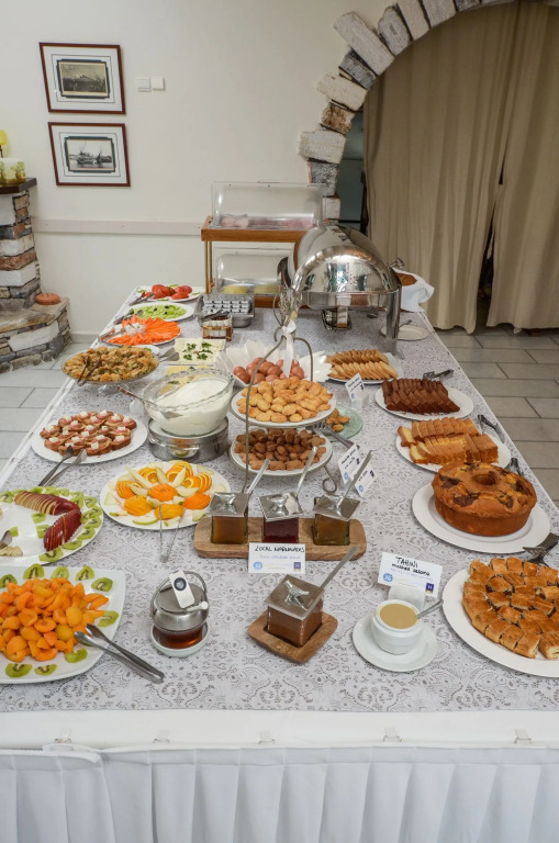 Alkyoni Beach Hotel