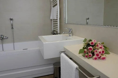 Flower Motel