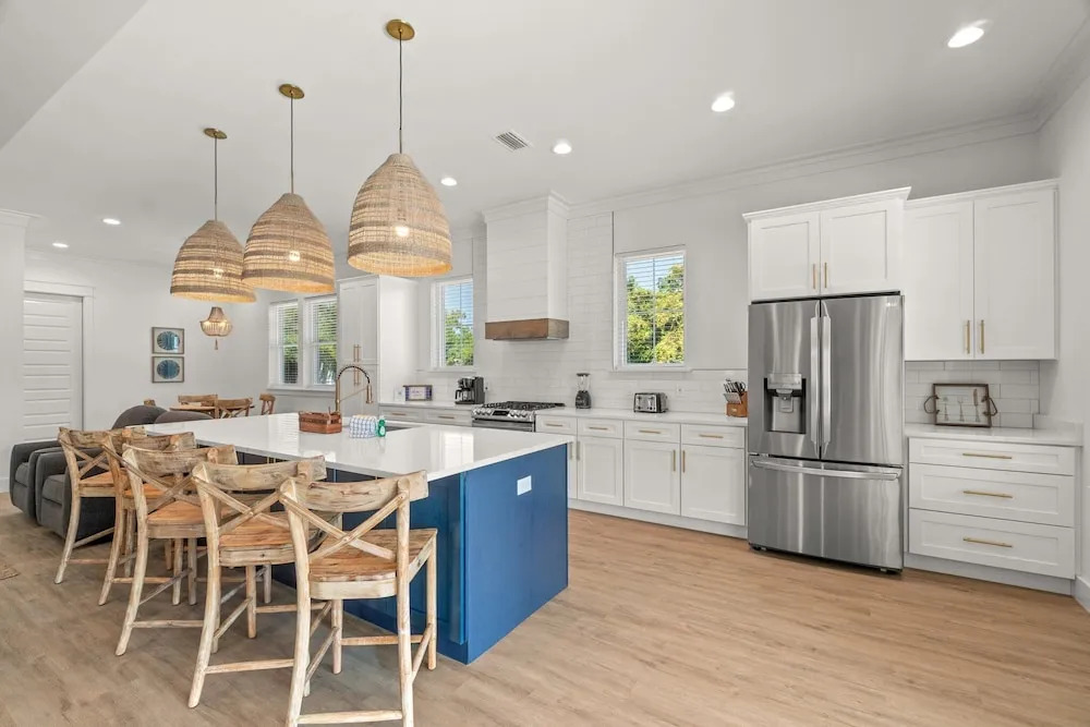 Brand New Home with In-ground Pool, Four Houses From Beautiful Laguna Beach