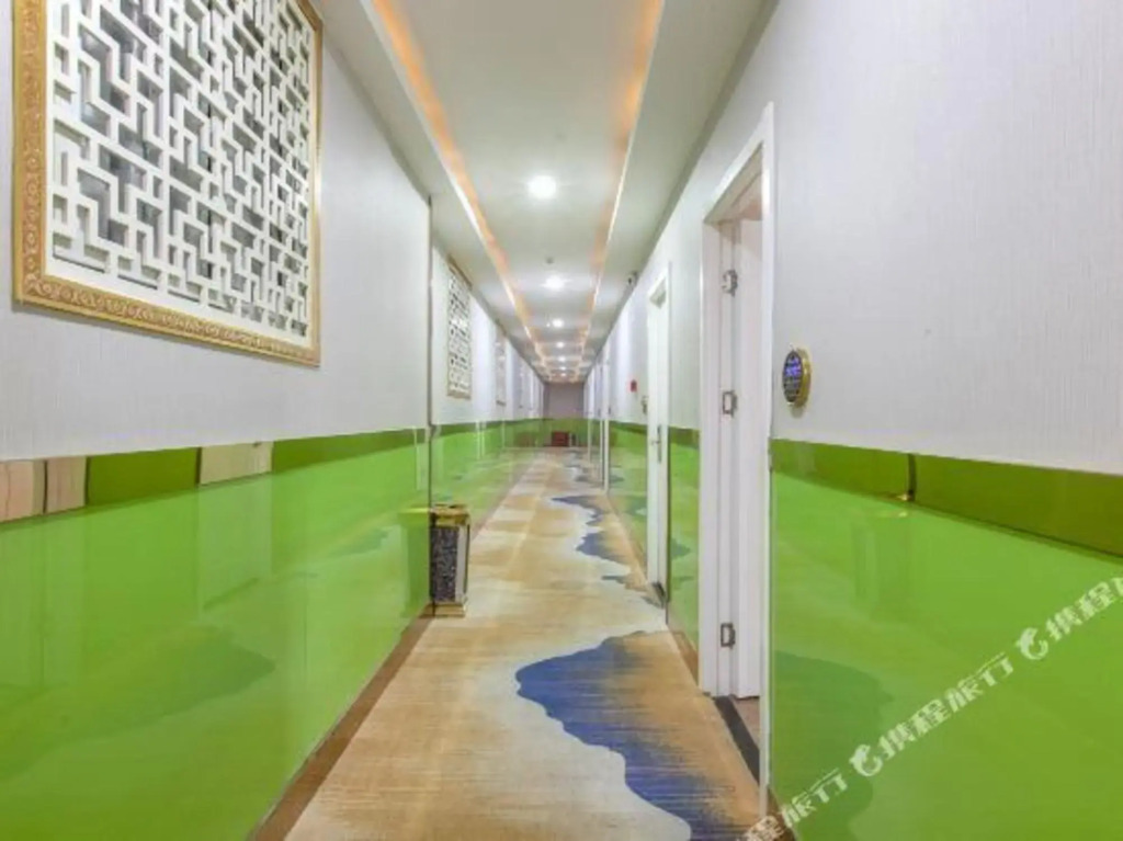New Beacon Shangju Hotel (Hanzhengjie Subway Station Wuzhan Convention Center)