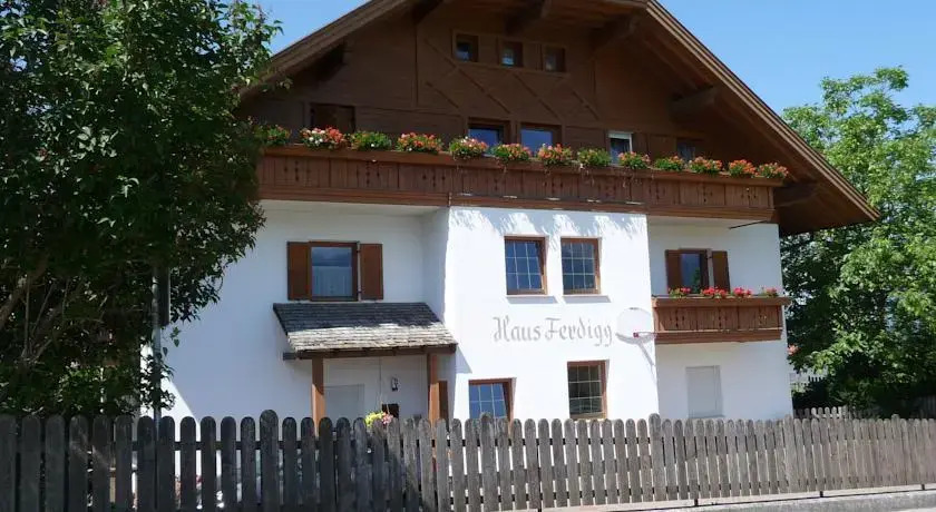 Apartments Ferdigg