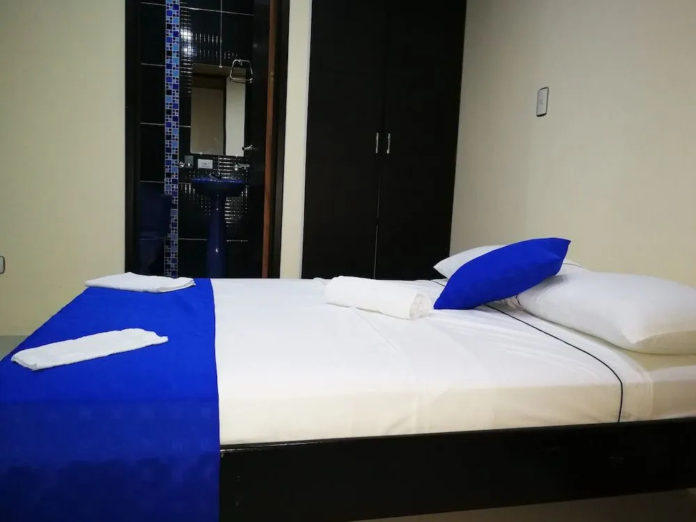 Hotel Zafiro